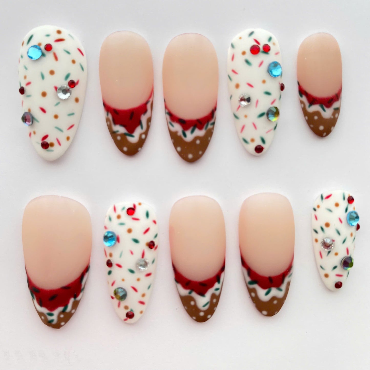 Cup Cake Christmas Nails DISCOUNT 40%