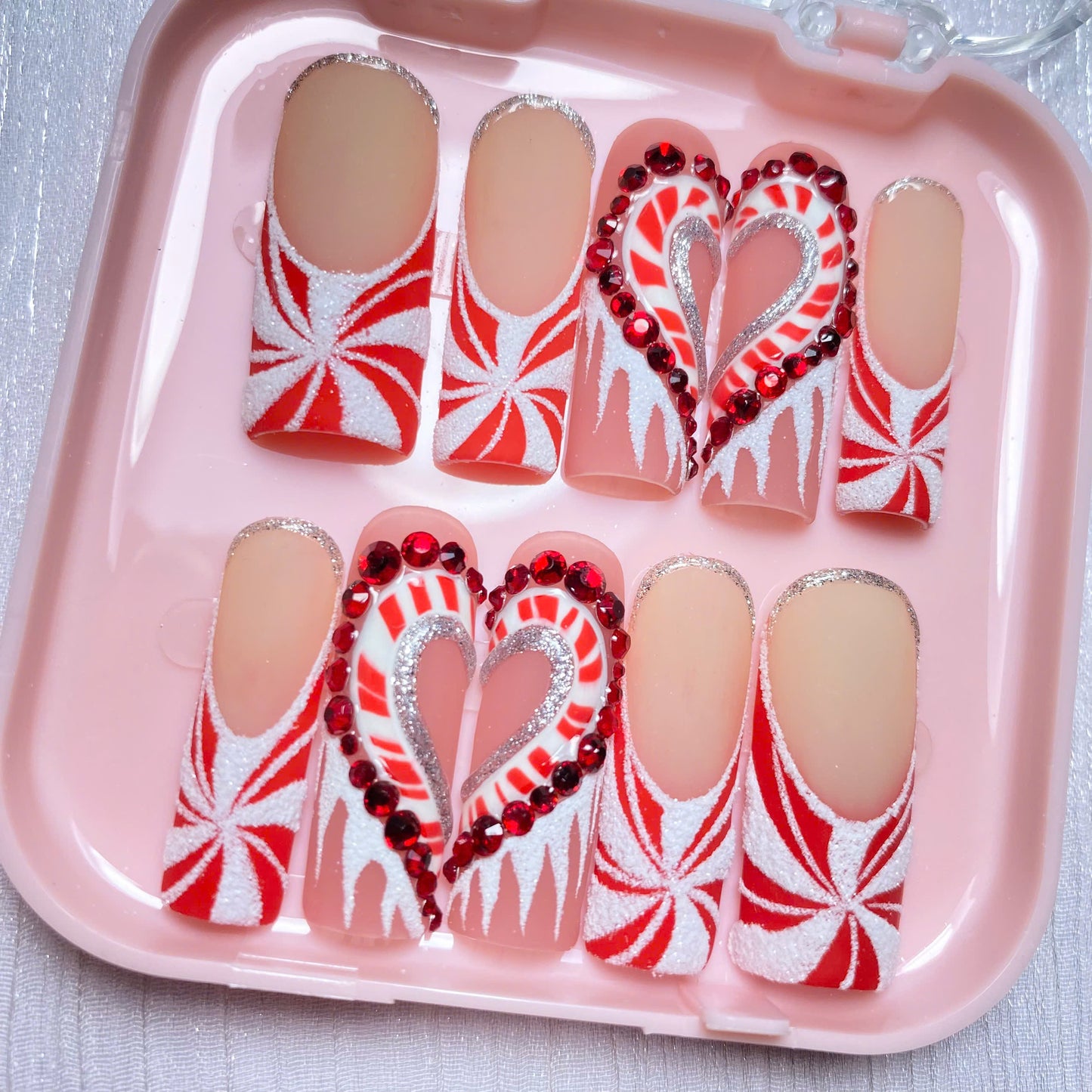 Candy Cane Xmas Nails DISCOUNT 40%